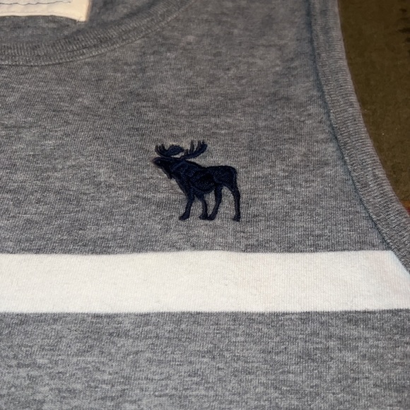 Abercrombie & fitch tank top size large - Picture 2 of 3